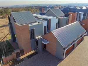 3 Bed Townhouse in Southdowns Estate