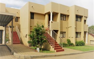 1 Bedroom Townhouse in President Ridge