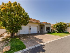 4 Bed House in Heritage Park