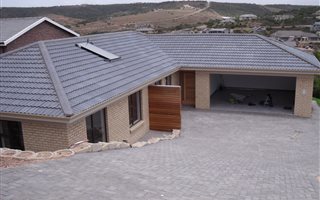 3 Bedroom House in Seemeeu Park