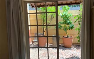 1 Bedroom Apartment in Kensington
