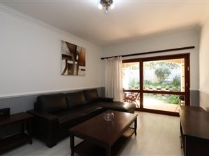 2 Bed Apartment in Melrose