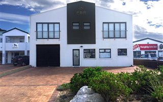 401 m² Industrial space in Pringle Bay