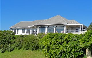 6 Bedroom House in Trafalgar
