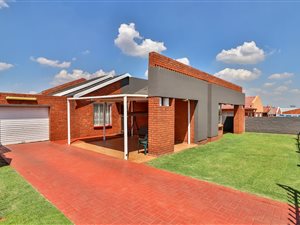 3 Bed House in Lenasia South