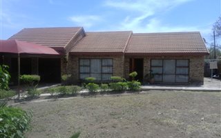 2 Bedroom House in Hammanskraal