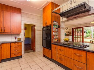 4 Bed House in Florida Park