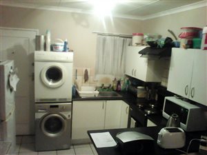 2 Bed Apartment in Lakefield