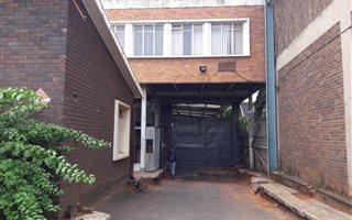 4950 m² Industrial space in Industria West