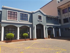 380 m² Commercial space in Greenside