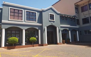 380 m² Commercial space in Greenside