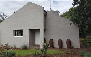 4 Bedroom House in Victory Park