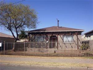 3 Bed House in Krugersdorp West