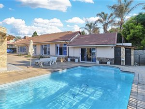 4 Bed House in Florida Park