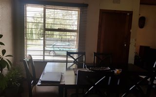 3 Bedroom House in Roodepoort West