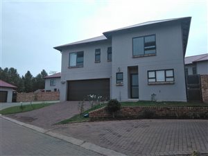 3 Bed Cluster in Maroeladal