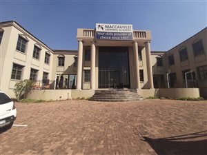 400 m² Commercial space in Meyersdal