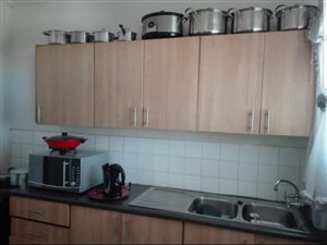 2 Bed Apartment in Vanderbijlpark CW1