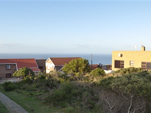 700 m² Land available in Dana Bay