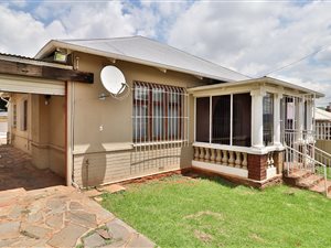 3 Bed House in Kensington