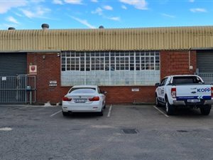 569 m² Commercial space in Phoenix Industrial