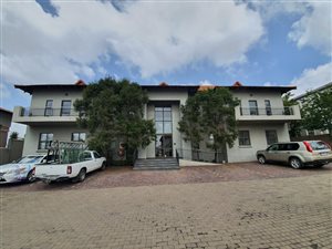 527 m² Office Space in Noordwyk