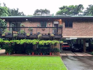 4 Bed House in Upper Ferncliffe