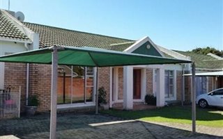 2 Bedroom Townhouse in Gonubie