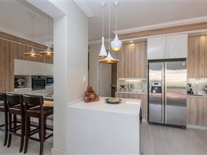 3 Bed Apartment in Bryanston