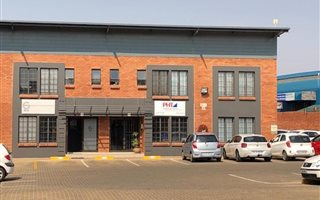 204 m² Industrial space in Hennopspark