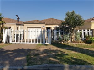 2 Bed Townhouse in Vredenberg