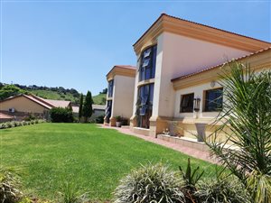 4 Bed Townhouse in Signal Hill