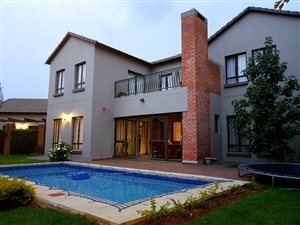 4 Bed House in Monavoni