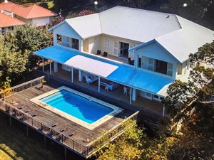 5 Bed House in Southbroom