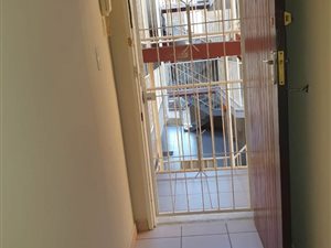 2 Bed Apartment in Witpoortjie