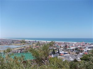 2 Bed Apartment in Muizenberg