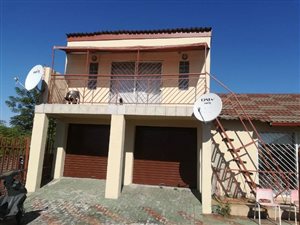 3 Bed House in Zinniaville