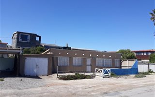 2 Bedroom House in Port Nolloth