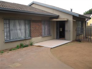 3 Bed House in Simmerfield
