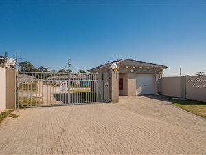 3 Bed Townhouse in Glenroy Park