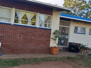 4 Bed House in Albemarle