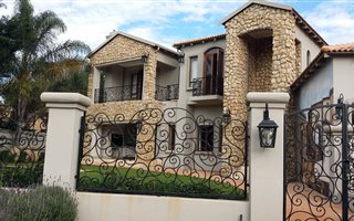 4 Bedroom House in Woodhill