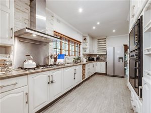 4 Bed House in Johannesburg North