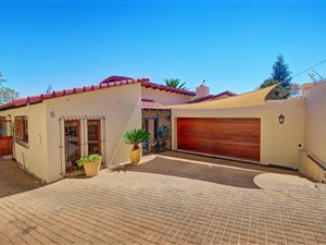 4 Bed House in Robin Hills