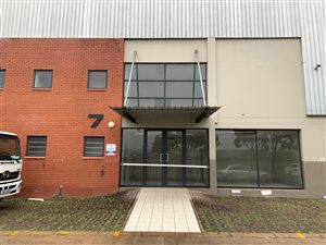 880 m² Commercial space in Newlands East