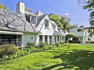 4 Bed House in Birdhaven