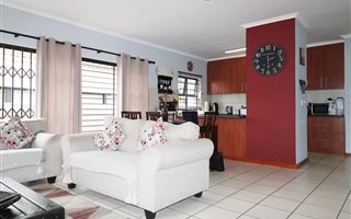 3 Bedroom House in Protea Heights