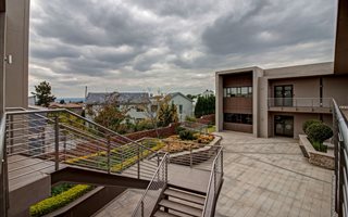 210 m² Office Space in Broadacres