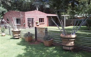 1 ha Farm with House in Unitas Park
