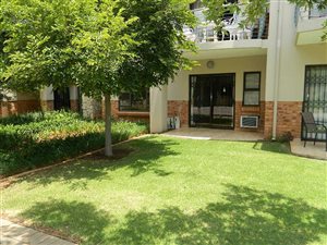 1 Bed House in Hazeldean (Silverlakes Surroundings)